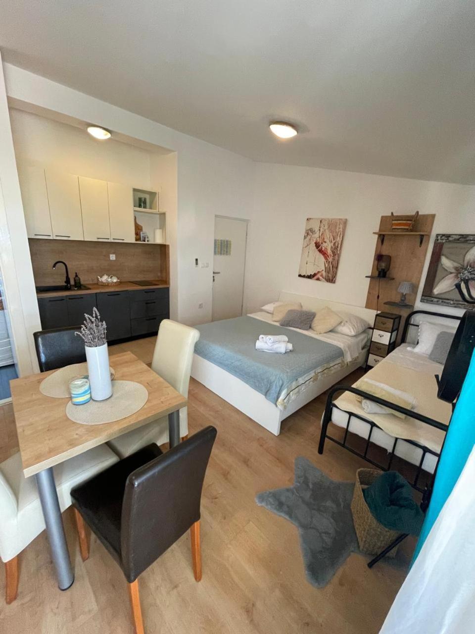 ביבינייה Apartman Suzana Sindija מראה חיצוני תמונה